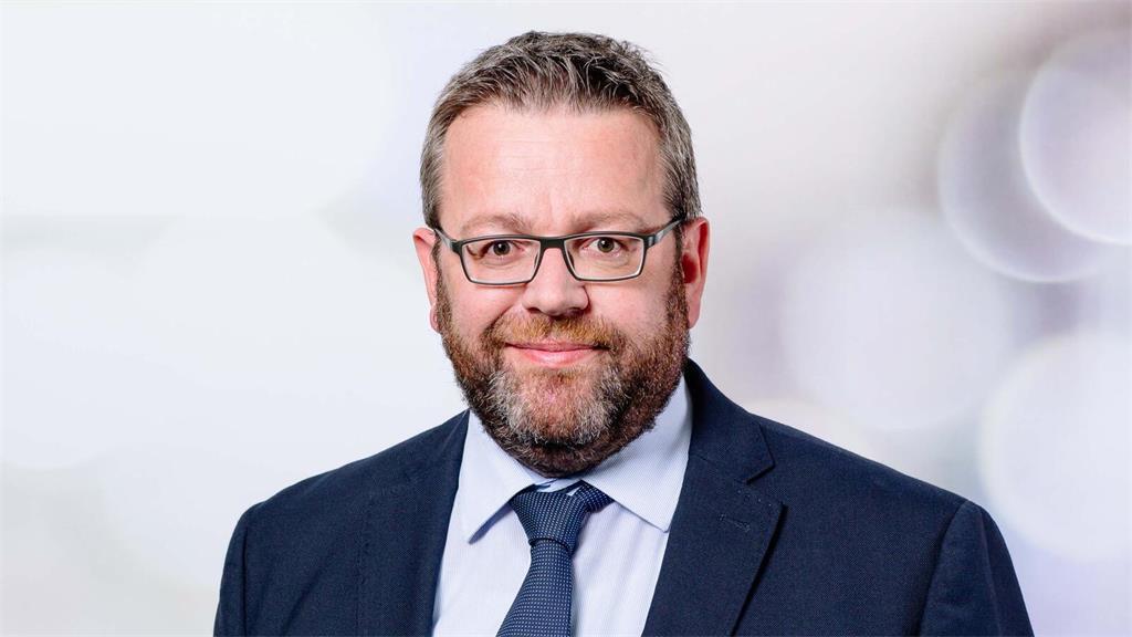 Ralf Dessel (parteilos) will Bürgermeister in Buxtehude werden.