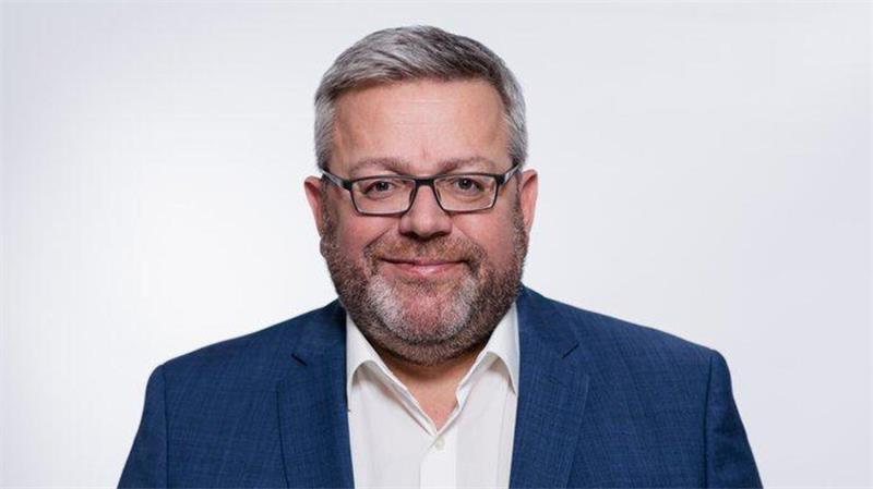 Leser reden mit: Das ist das TAGEBLATT-Programm zur Kommunalwahl 2026 Ralf Dessel sttrebt den Posten des Buxtehuder Rathauschefs an.