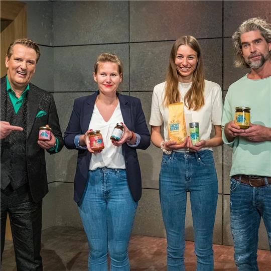 Ralf Dümmel, Ana Hansel, Melina Neumann und Nils Glagau. Foto: HistaFit/Facebook