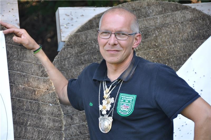 Ralf Richter vom Joppenrott ist Schützenkönig von Altkloster. Foto: Felsch