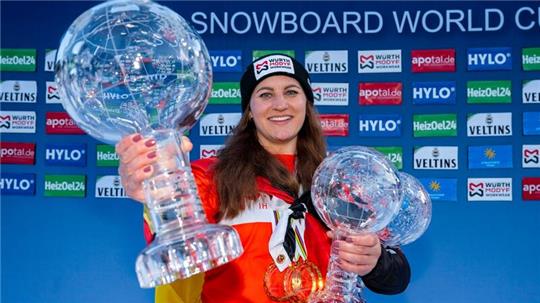 Ramona Hofmeister räumte in dieser Saison alle drei Kristallkugeln ab.