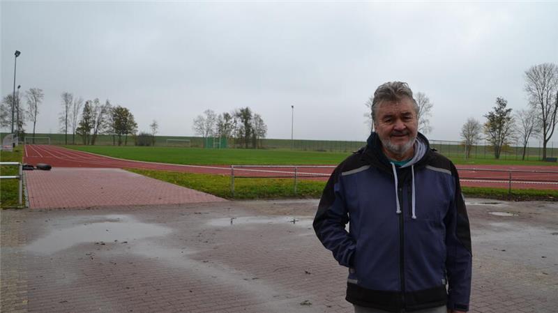 Randolf Neltner leitet die Leichtatlethik-Sparte beim MTV Freiburg. Er freut sich über die neue Laufbahn und hofft auf neue Anmeldungen.