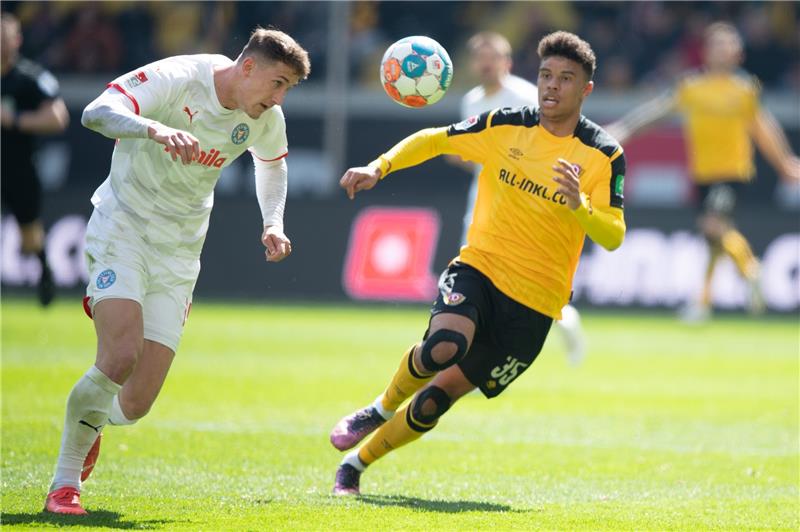 Ransford Königsdörffer wechselt von Dynamo Dresden zum HSV Ransford-Yeboah Königsdörffer. Foto: Sebastian Kahnert/dpa