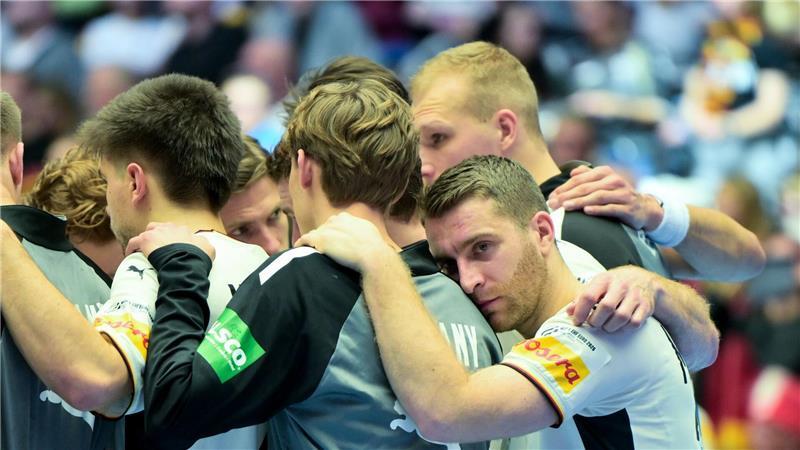 Ratlos und enttäuscht: Deutschlands Handballer nach dem zweiten EM-Spiel.