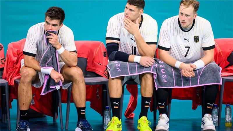Ratlosigkeit im DHB-Team nach dem Debakel im Olympia-Finale 2024. 