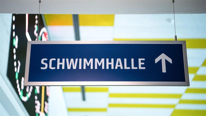 Ratzeburg kann mit Hilfe von Millionenzuschüssen ein neues Schwimmbad bauen. (Symbolbild)