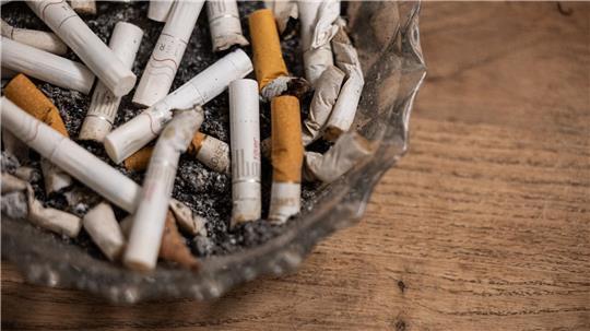 Rauchen hängt eng mit dem Risiko für Lungenkrebs zusammen.