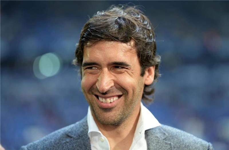 Bericht: Raúl war Trainerkandidat auf Schalke Raúl soll ein Angebot des FC Schalke 04 abgelehnt haben.