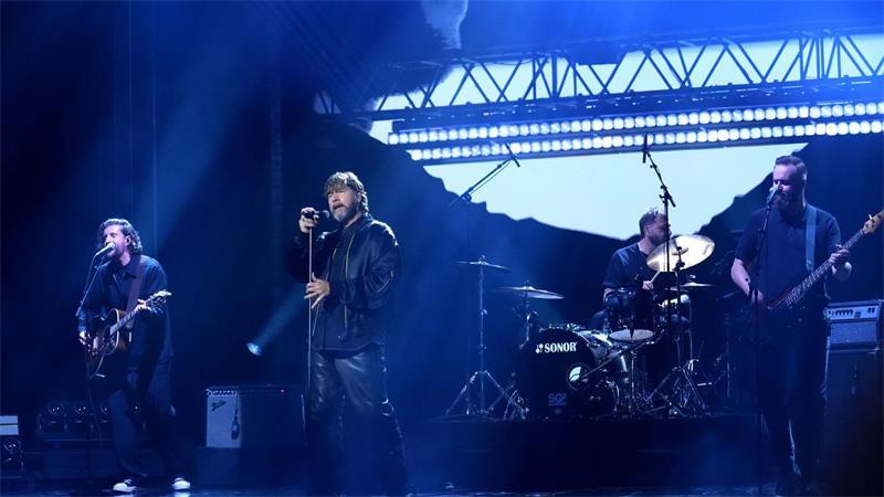 Radiopreise für 1Live, NDR 2, Deutschlandfunk Nova und mehr Rea Garvey sang und hielt eine Laudatio bei der Verleihung des Deutschen Radiopreises.