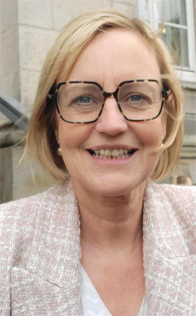 Rechtsanwältin Angela Heinssen aus Guderhandviertel.