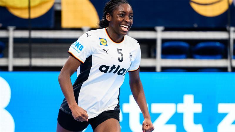 Rechtsaußen Farrelle Njinkeu vom deutschen Meister HSG Blomberg-Lippe.