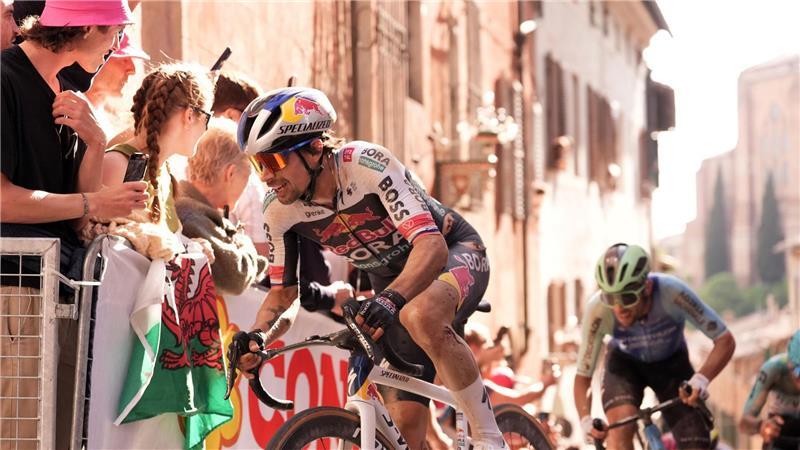 Tour-Debütant Lipowitz: Kurze Ruhe nach dem ersten Sturm Red-Bull-Kapitän Primoz Roglic