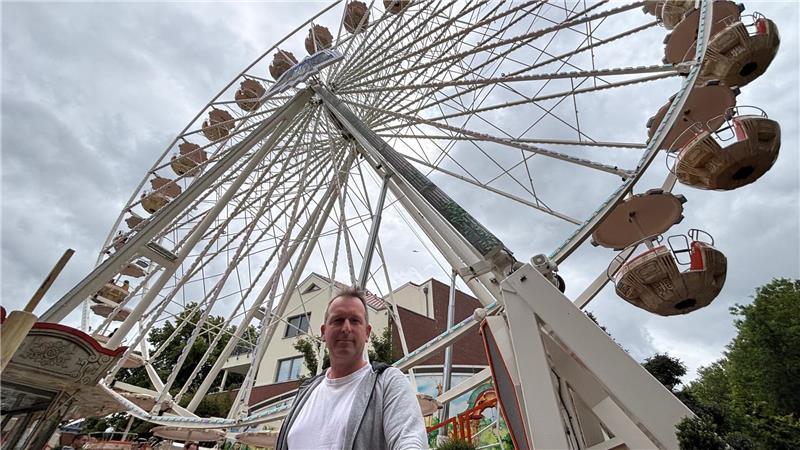 Regelmäßig in jedem Jahr gehört das Riesenrad von Sebastian Lorenz (49) zur Kulisse des Altstadtfestes.