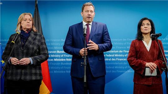 Regierung will den Weg für einen Industriestrompreis ebnen.