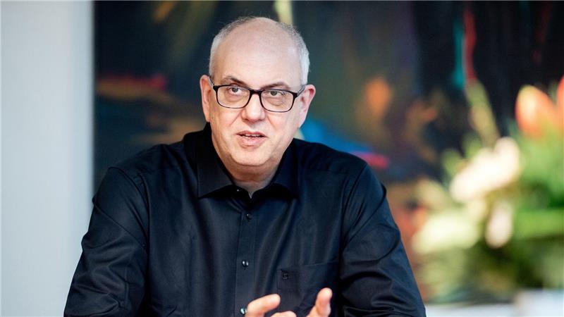 Flüchtlingszustrom überfordert das Land Bremen Regierungschef Andreas Bovenschulte (SPD) schlägt Alarm: Bundesländer wie Bremen kommen bei der Aufnahme von Flüchtlingen an ihre Grenzen.Foto: Hauke-Christian Dittrich/dpa/Produktion
