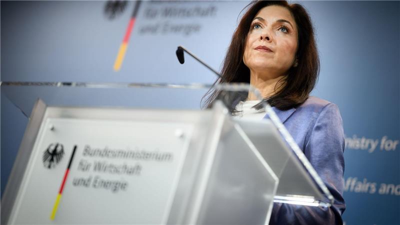 Reiche mahnt tiefgreifende Strukturreformen an.