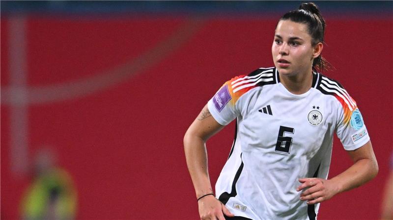 Mittelfeld-Casting bei DFB-Frauen: Schafft es Oberdorf noch? Reicht die Zeit bis zur EM für die verletzte Lena Oberdorf?