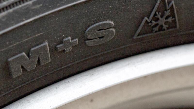Reifen mit M+S- und Schneeflocken-Symbol bleiben zulässig.