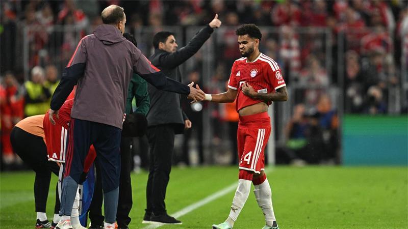 Rein und wieder raus: Luis Díaz.