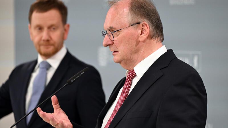 GEZ steigt: So hoch soll der Rundfunkbeitrag künftig sein Reiner Haseloff wehrte sich einst gegen eine Erhöhung - und kassierte Rüge.