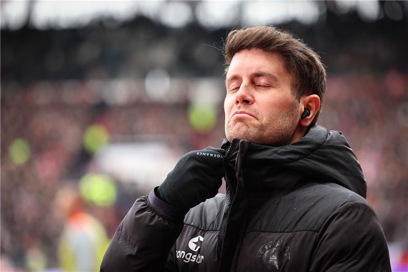 St. Pauli-Trainer Hürzeler: „Ich bin nicht gern HSV-Jäger“ Rekordtrainer: Fabian Hürzeler feierte mit dem FC St. Pauli neun Siege in Folge. Foto: dpa