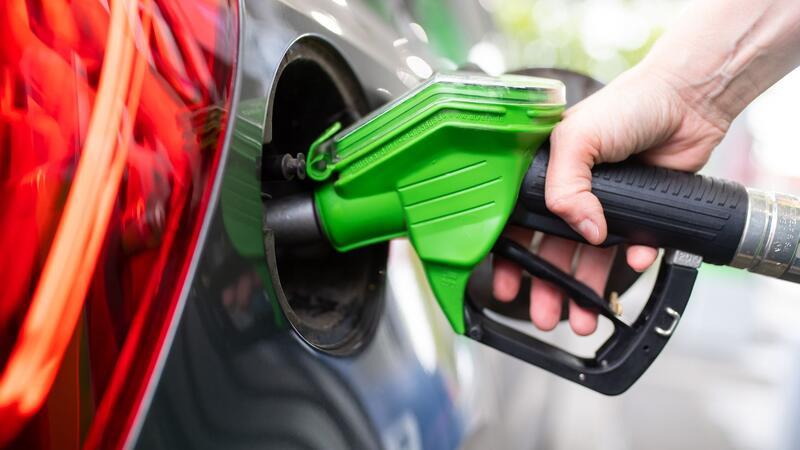 Kraftstoff aus Küchenresten: Bundesrat stimmt Biodiesel zu Reste verwerten und dabei CO2 einsparen? Ein neuer Kraftstoff an der Tankstelle macht’s möglich.