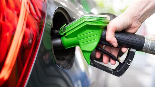 Reste verwerten und dabei CO2 einsparen? Ein neuer Kraftstoff an der Tankstelle macht’s möglich.