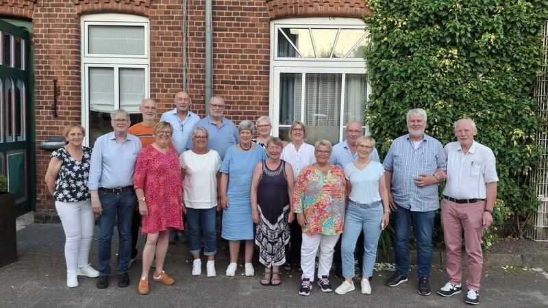 Ria Sturmann, Jörn Heinrich, Klaus Lühnen, Petra Helle, Uwe Noetzel, Elke von der Born, Johann von der Born, Anke Jonas (Mathe-Lehrerin), Gudrun Dalke, Sigrid Köpke, Rosemarie Bock, Beke Viedts, Hans-Heinrich Dammann, Marlies Holst, Rolf Detje, Werner zum Felde.