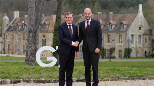 Ringen mit Rubio um gemeinsame Iran-Linie. 