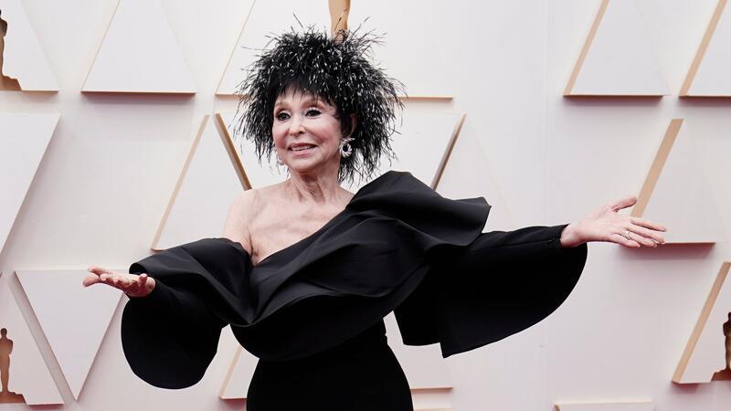 Dwayne Johnson und Rita Moreno sind Oscar-Helfer Rita Moreno wird bei den Oscars auf der Bühne stehen.