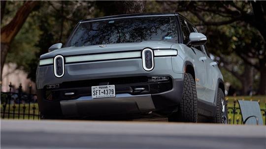Rivian fordert mit seinen Fahrzeugen Tesla in den USA heraus. (Archivbild)