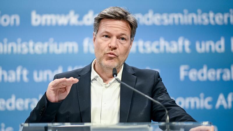 Habeck: Deutschland bei Klimaziel 2030 auf Kurs Robert Habeck will das Klimaziel 2030 unbedingt einhalten.