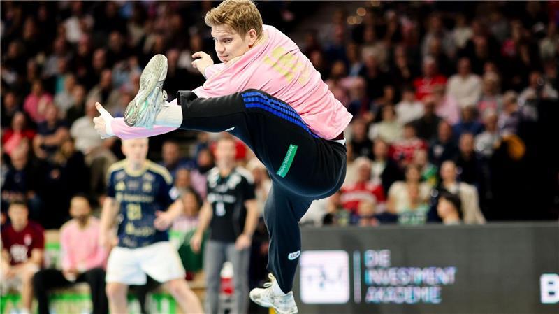 Robin Haug und der HSV Hamburg hatten den THW Kiel zu Gast. (Archivbild)