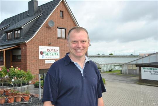 Rolf Michel gibt seine Gärtnerei auf. Der 54-Jährige möchte Flächen verkaufen und investieren. Archivfoto: Lohmann