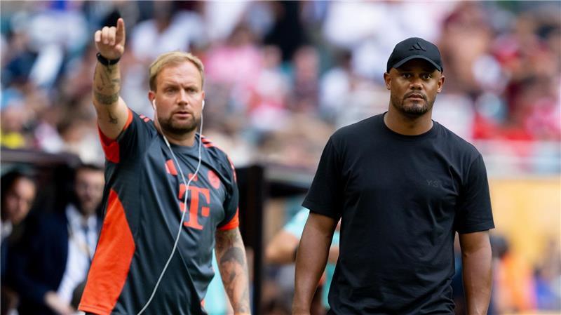 Rollentausch in Paris: Assistent Aaron Danks (l) wird den gesperrten Chefcoach Vincent Kompany am Spielfeldrand vertreten. (Archivbild)