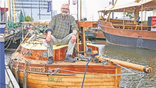 Rudolf Hoppenrath ist nach Bremerhaven zurückgekehrt - dieses Mal liegt er mit der "Kiek uut" im neuen Hafen. 