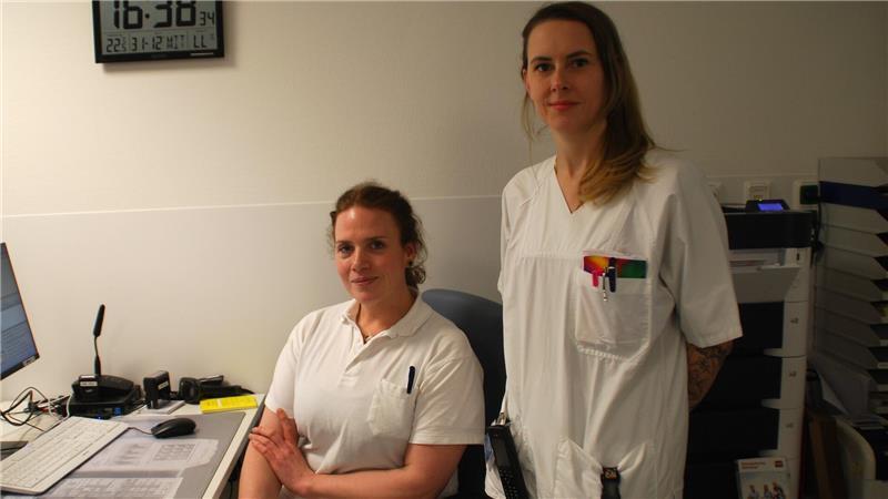 Silvester in der Notaufnahme: Von Vergiftungen und unklarem Fieber Ruhe vor dem Silvester-Ansturm: Chriurgin Käthe-Marie Kollwitz (links) und Gesundheits- und Pflegekraft Antonia Bianchet.