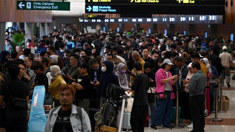 Rund 170.000 Passagiere sind von der Störung des Flugverkehrs betroffen.