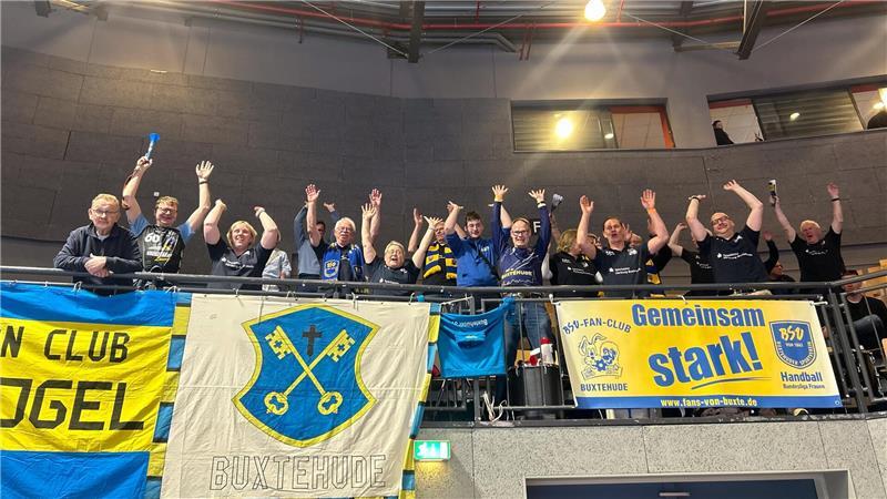 Rund 40 Fans feuerten den BSV in Zwickau an.