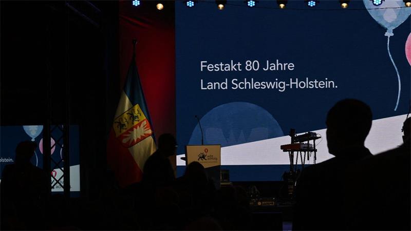 Rund 400 Gäste wurden beim Festakt in Molfsee erwartet.