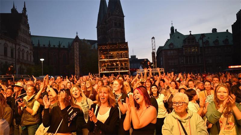 Rund 400.000 Gäste feierten den Tag der Deutschen Einheit in Bremen.