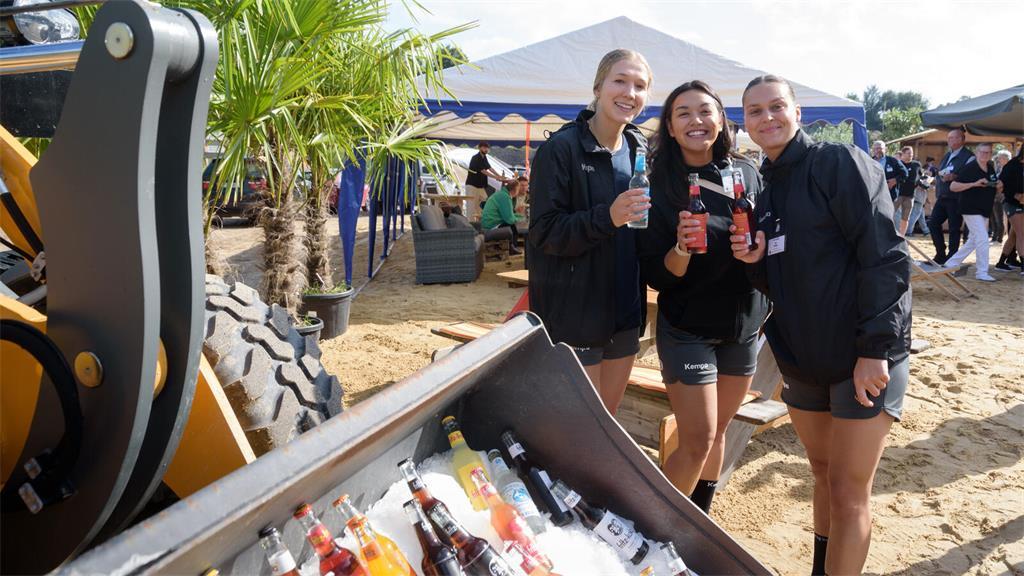 Rund 90 geladene Gäste kamen zum Beach-Saison-Opening des BSV in die Sandkuhle v...