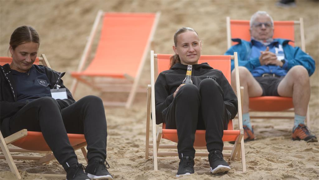 Rund 90 geladene Gäste kamen zum Beach-Saison-Opening des BSV in die Sandkuhle v...