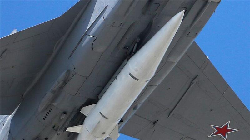 Russland soll bei der Attacke auf das ukrainische Energieversorgungsnetz neben Marschflugkörpern auch Kinschal-Raketen eingesetzt haben (Archivbild)