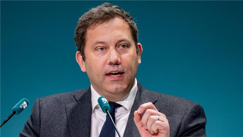 SPD-Chef Lars Klingbeil bleibt bei der Rente hart.