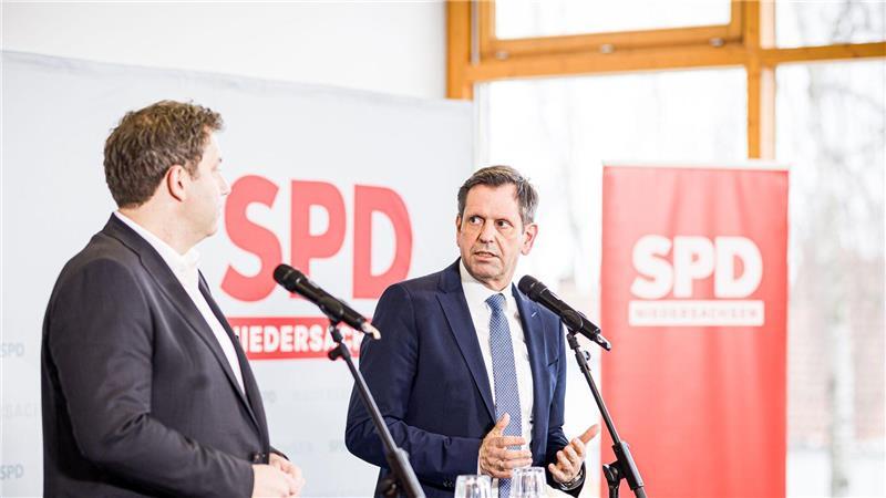 SPD-Landeschef Lies wirbt für die frühkindliche Bildung in der Kita.