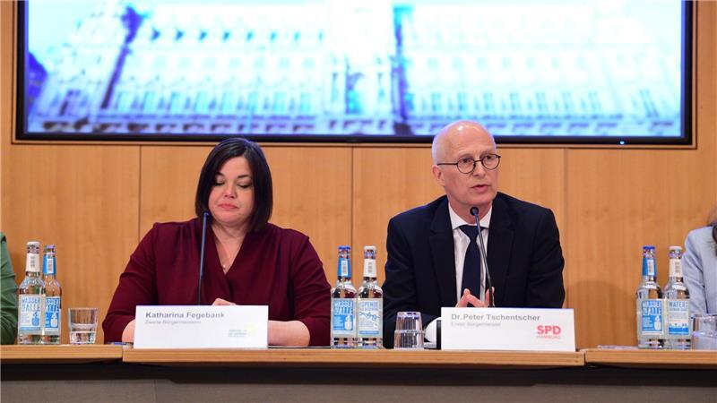 Rot-Grün will Kurs halten - Stühletausch im Senat SPD und Grüne starten in ihre dritte Regierungszeit.