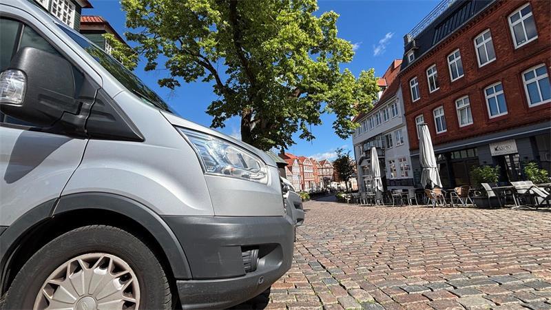 Dröger Abschluss – Nur beim Freibad Bützfleth kochte die Stimmung kurz hoch SPD und Grüne wollen, dass der Fischmarkt autofrei wird. Mit dem Thema muss sich der neue Rat befassen.