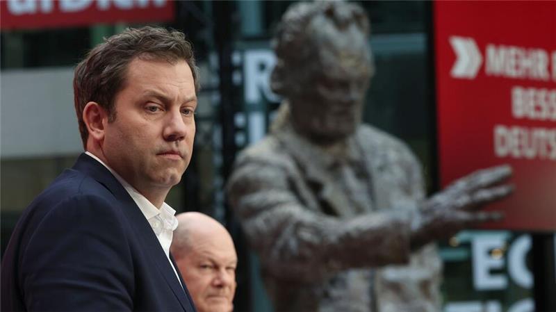 SPD-Chef: Merz muss Kurs und Ton deutlich ändern SPD und Union stehen vor schwierigen Verhandlungen.