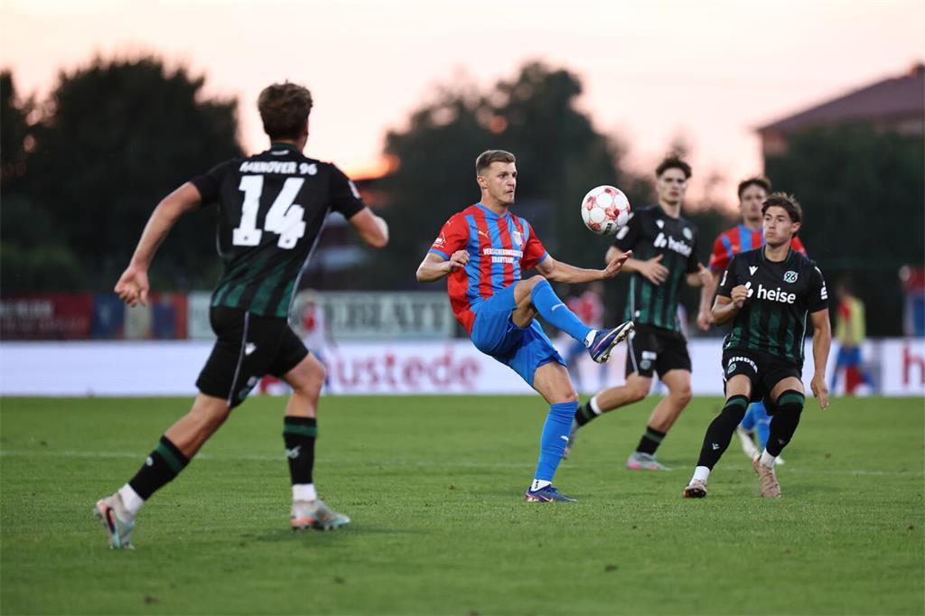 SV D/A verliert 1:2 gegen Hannover 96 II.